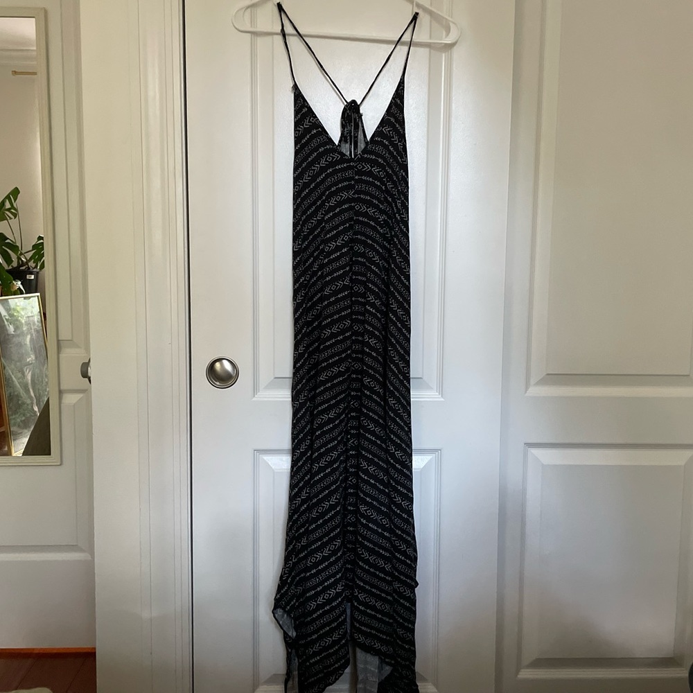 Millibon Flowy Midi Dress | S | Black